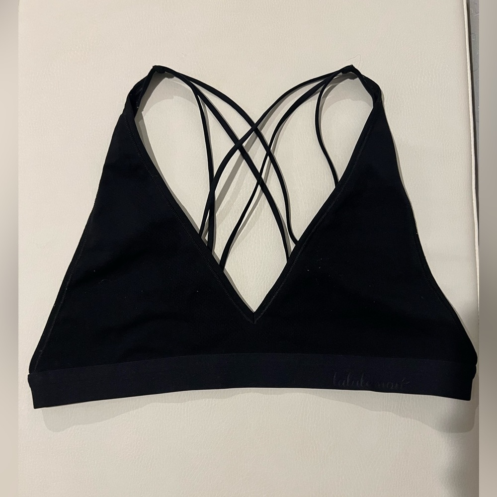 Lululemon A Little Bit Closer Bralette Black Large - Picture 2 of 5